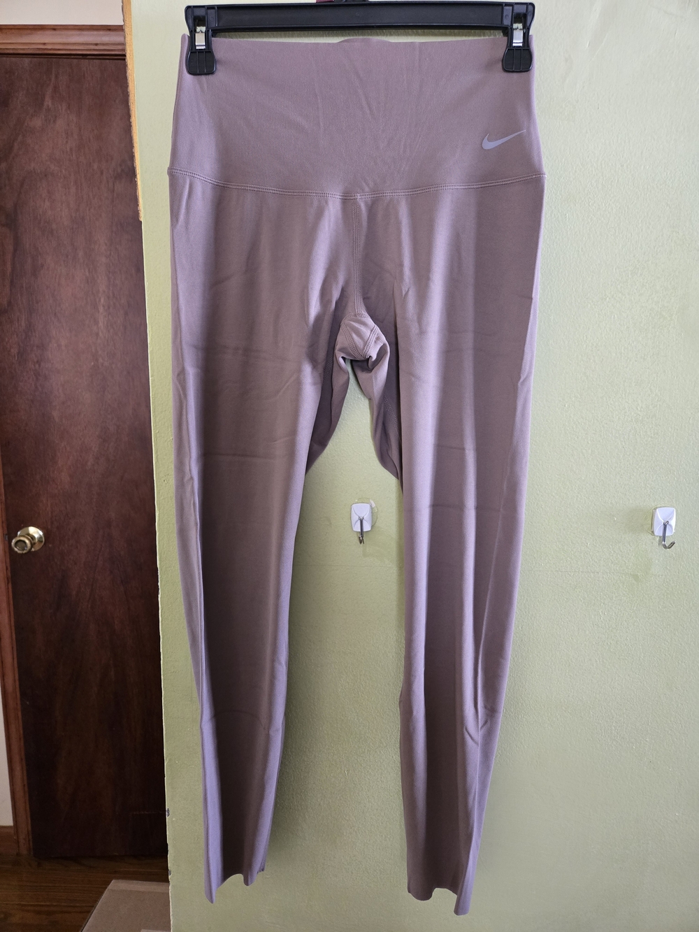 Nike Tan High-Rise Performance Leggings